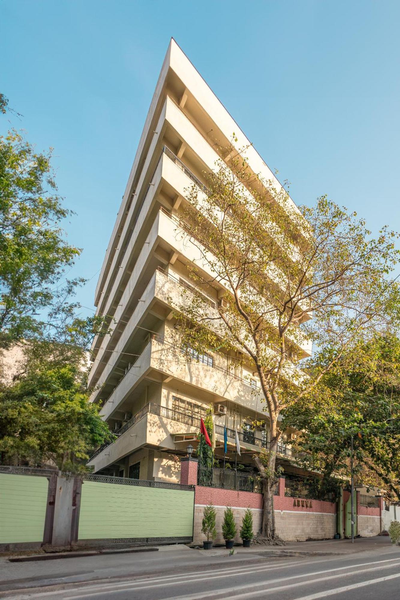 Arnna Hotel - Goregaon Mumbai Exterior foto